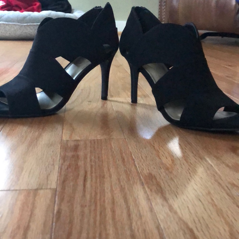 Black Open-Toed heels